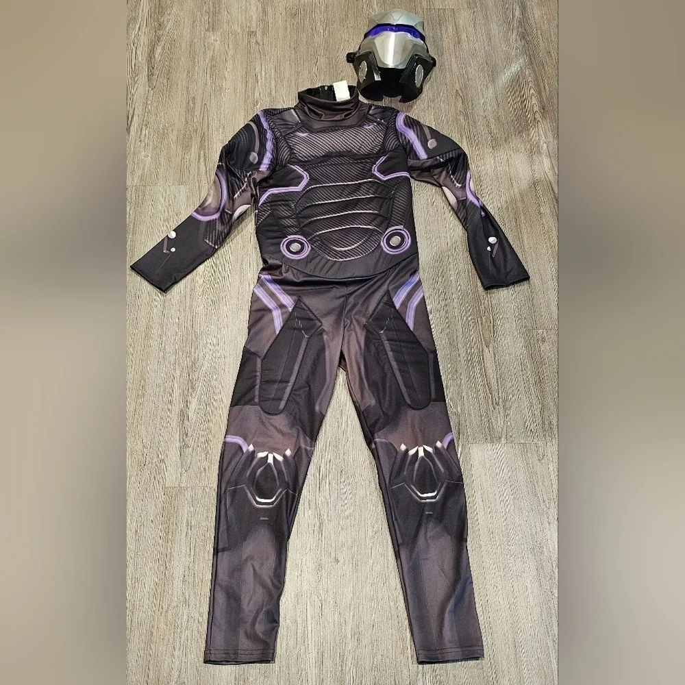 InSpirit Designs Fortnite Omega Purple Child Costume Boy's Size 10/12